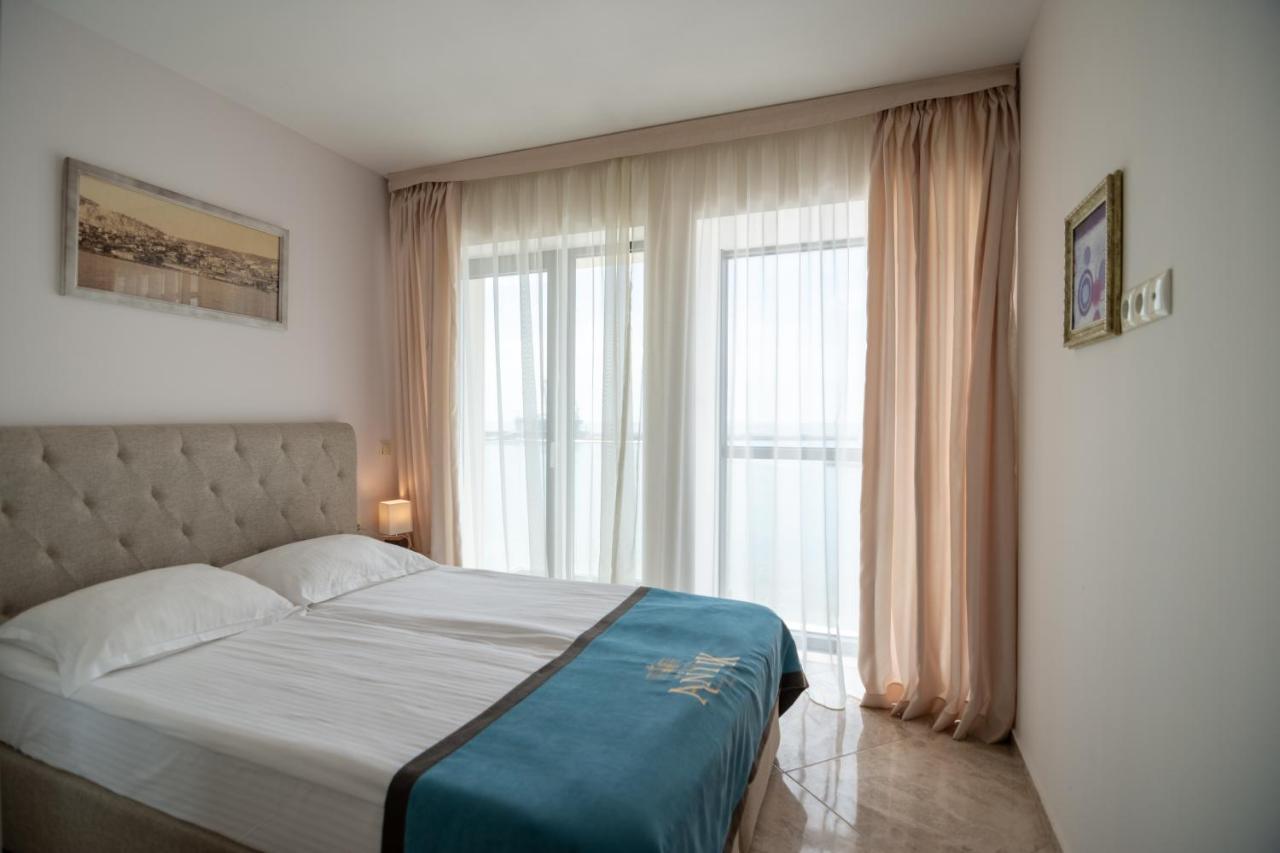 Antik Apartments Balcsik Kültér fotó