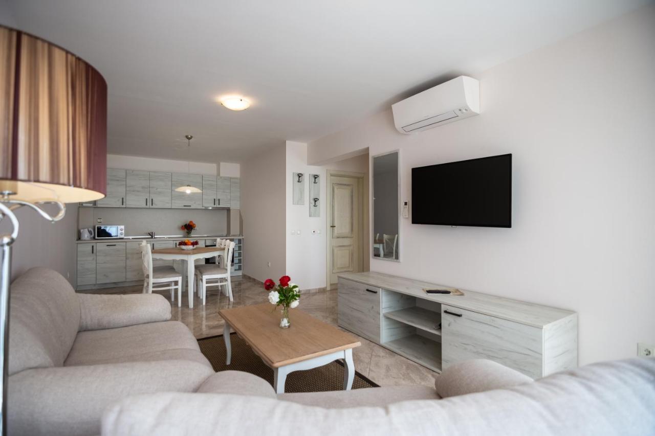 Antik Apartments Balcsik Kültér fotó