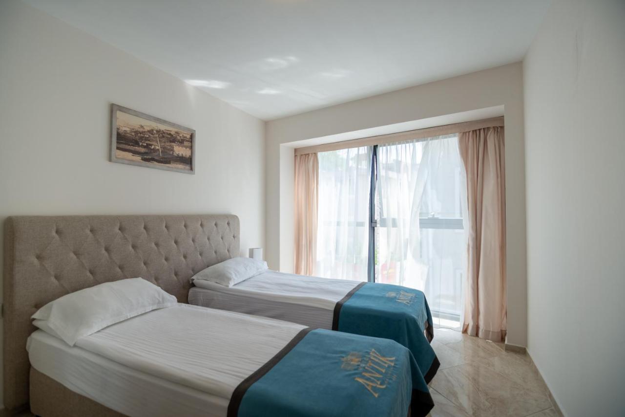 Antik Apartments Balcsik Kültér fotó