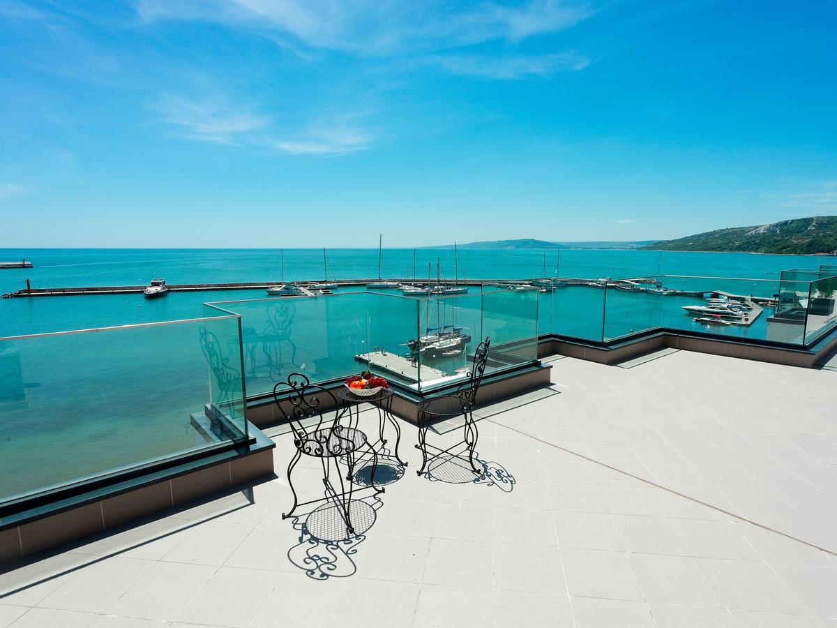 Antik Apartments Balcsik Kültér fotó