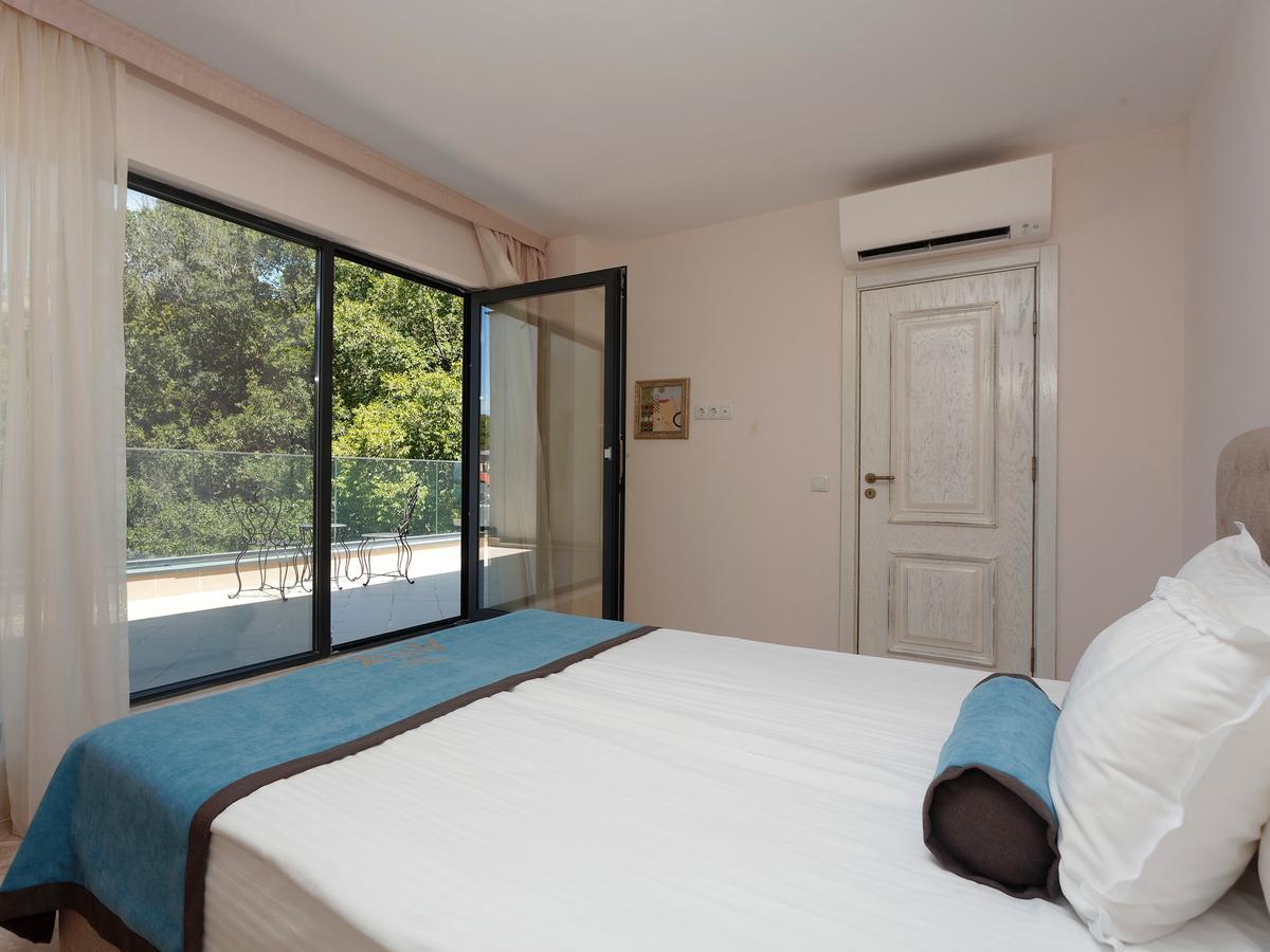 Antik Apartments Balcsik Kültér fotó