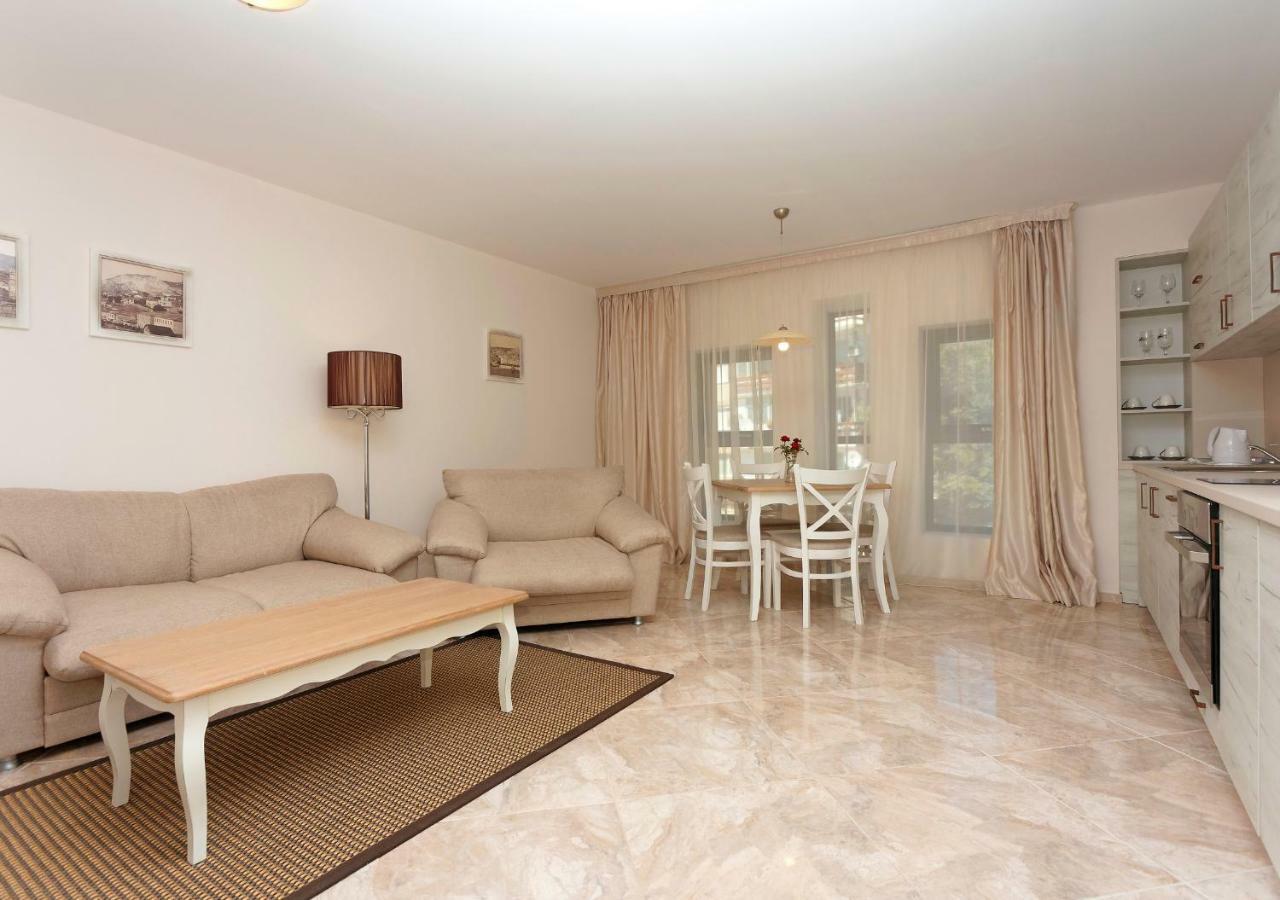 Antik Apartments Balcsik Kültér fotó